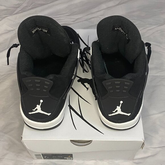 Jordan 4\'s White Thunder 2024 Release Size 7Y main image 11